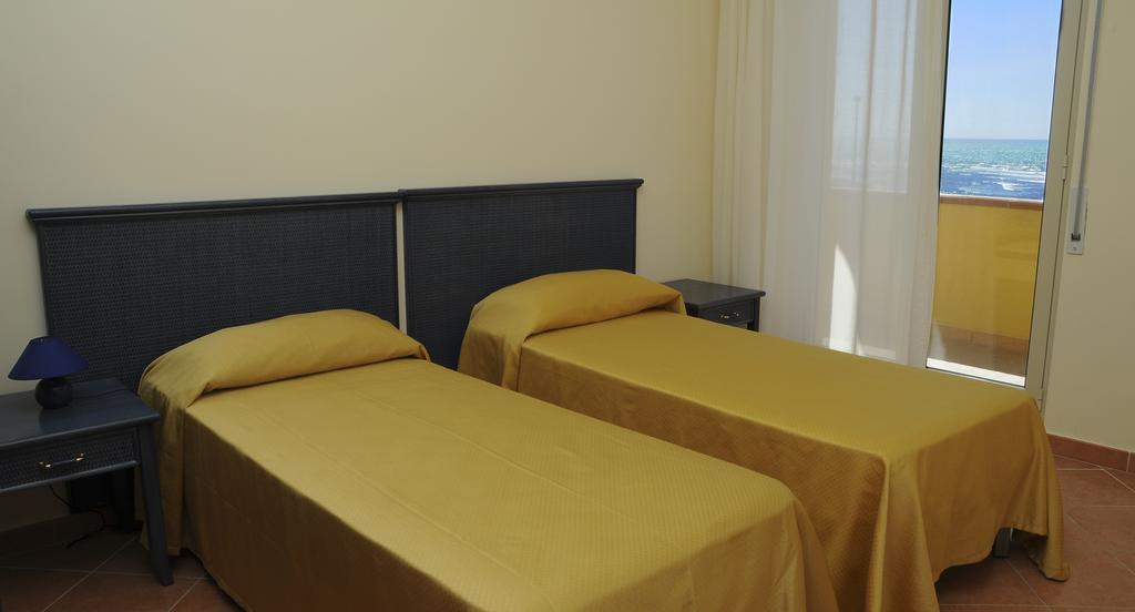 Residence Hotel Antica Perla ซานเลโอเน ภายนอก รูปภาพ