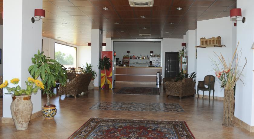Residence Hotel Antica Perla ซานเลโอเน ภายนอก รูปภาพ