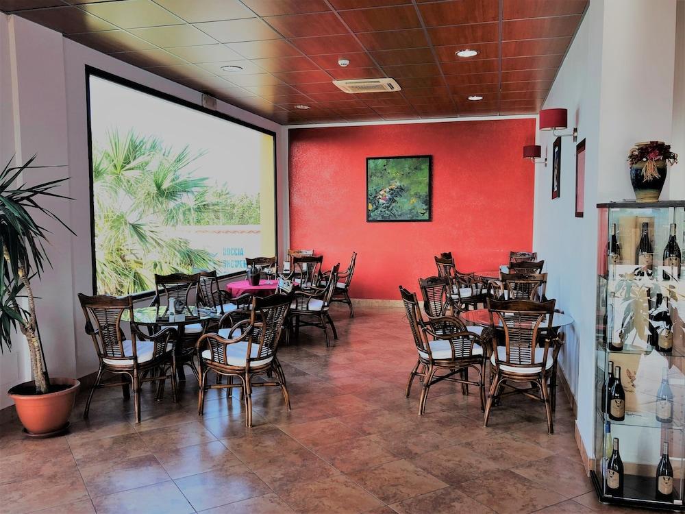 Residence Hotel Antica Perla ซานเลโอเน ภายนอก รูปภาพ