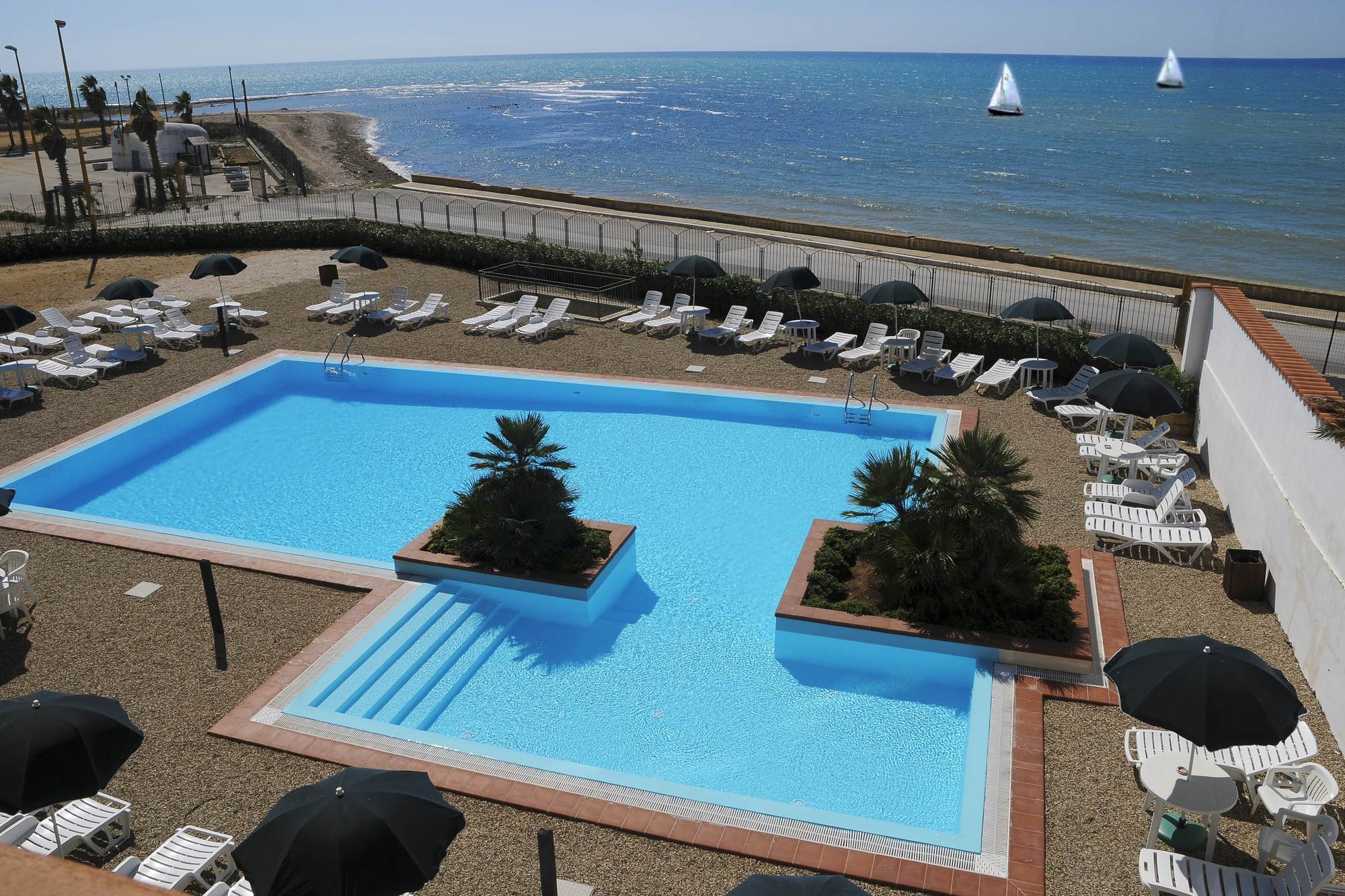 Residence Hotel Antica Perla ซานเลโอเน ภายนอก รูปภาพ