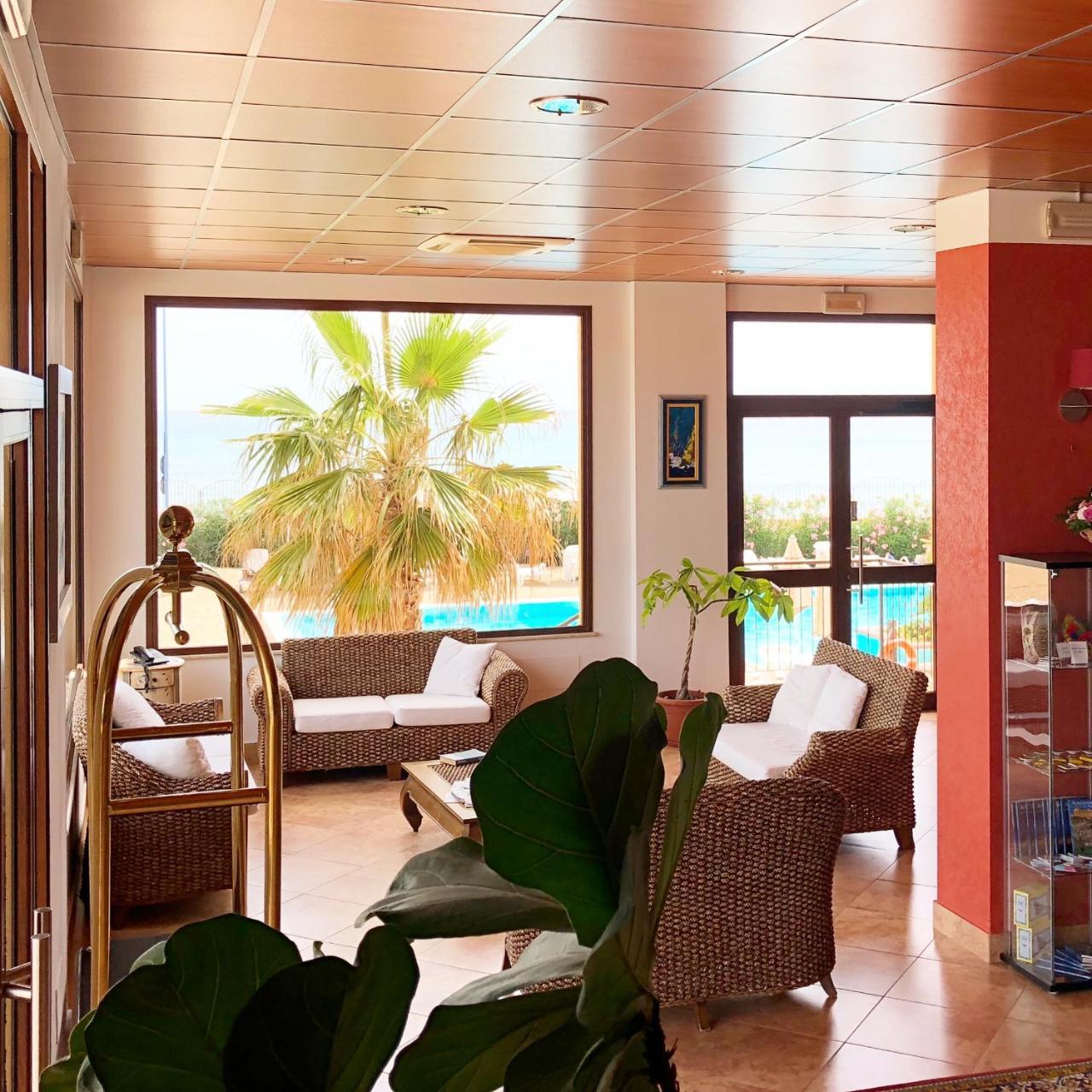 Residence Hotel Antica Perla ซานเลโอเน ภายนอก รูปภาพ