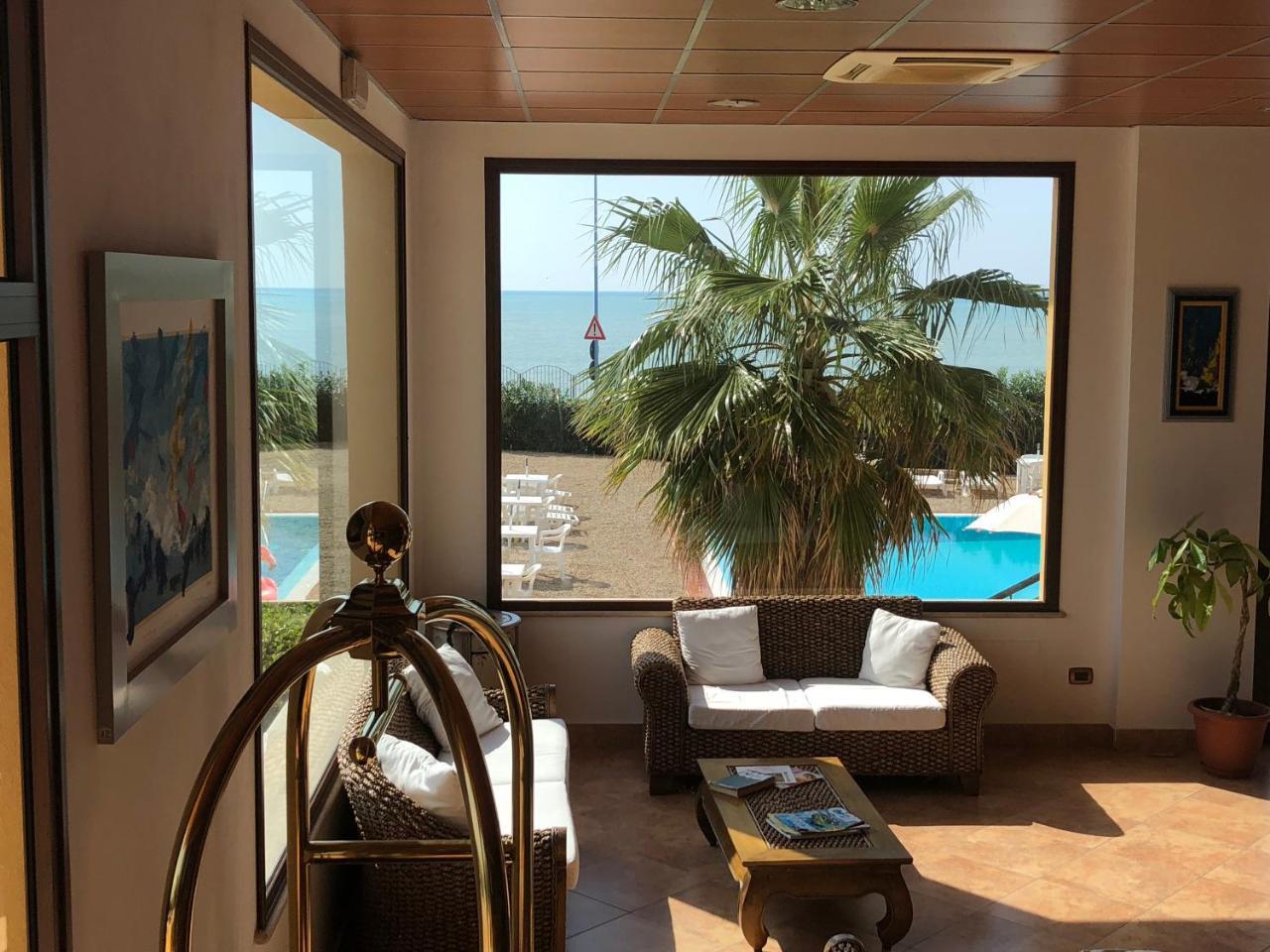 Residence Hotel Antica Perla ซานเลโอเน ภายนอก รูปภาพ