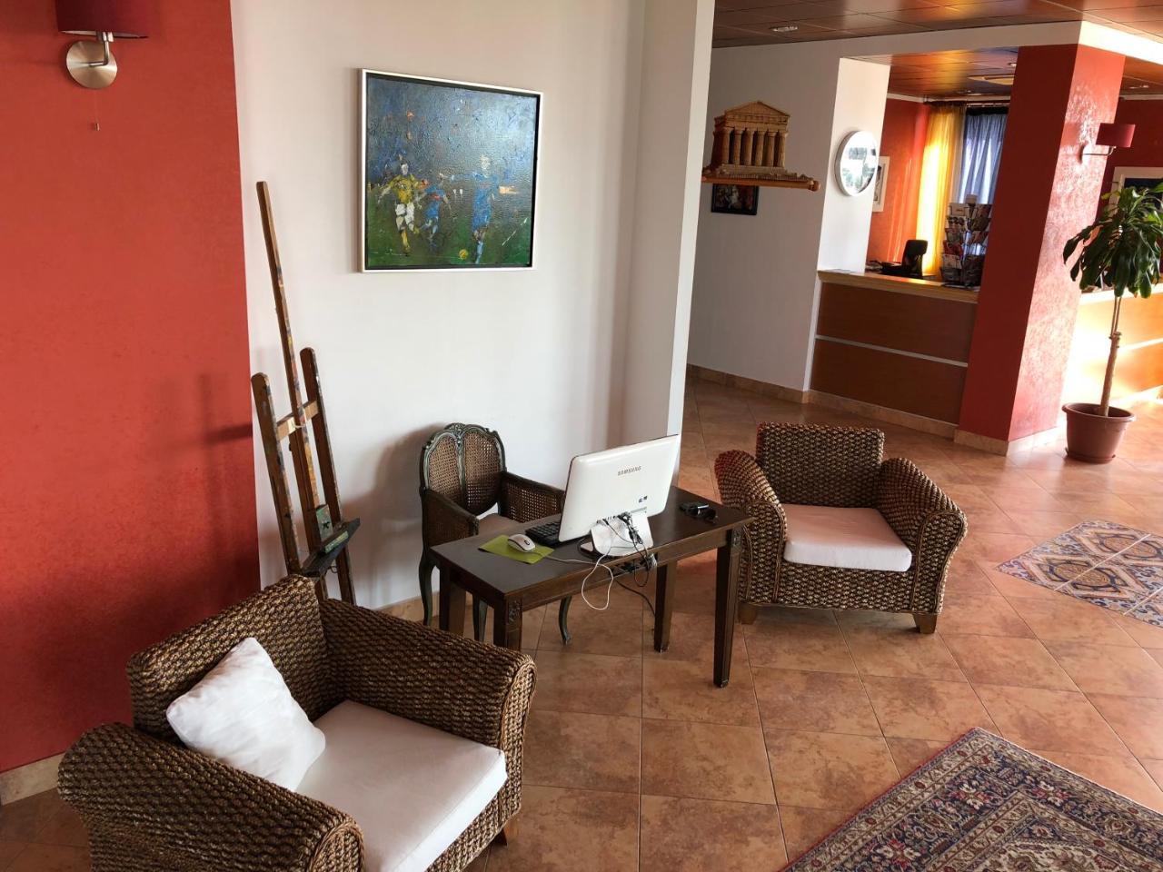 Residence Hotel Antica Perla ซานเลโอเน ภายนอก รูปภาพ