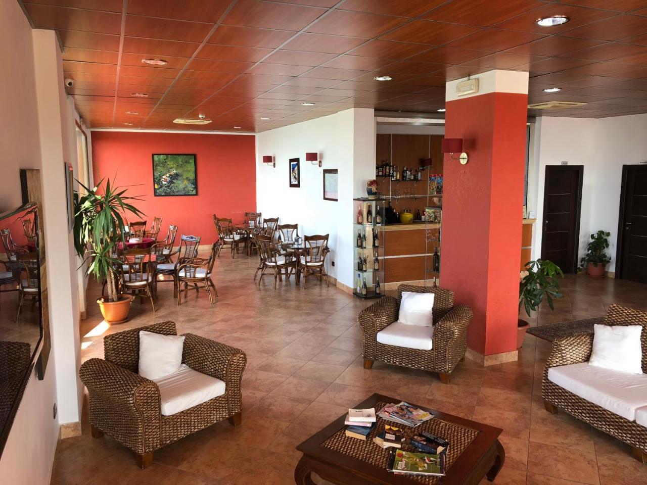 Residence Hotel Antica Perla ซานเลโอเน ภายนอก รูปภาพ